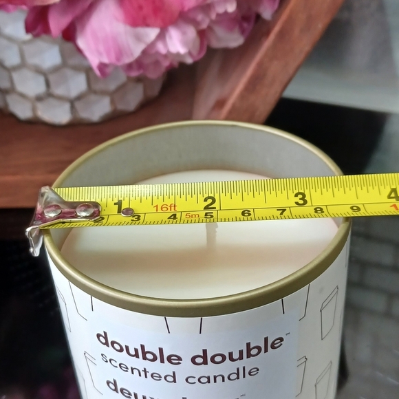 Tim Horton’s Double Double Soy Wax Blend Scented Candle 10oz - Picture 3 of 5